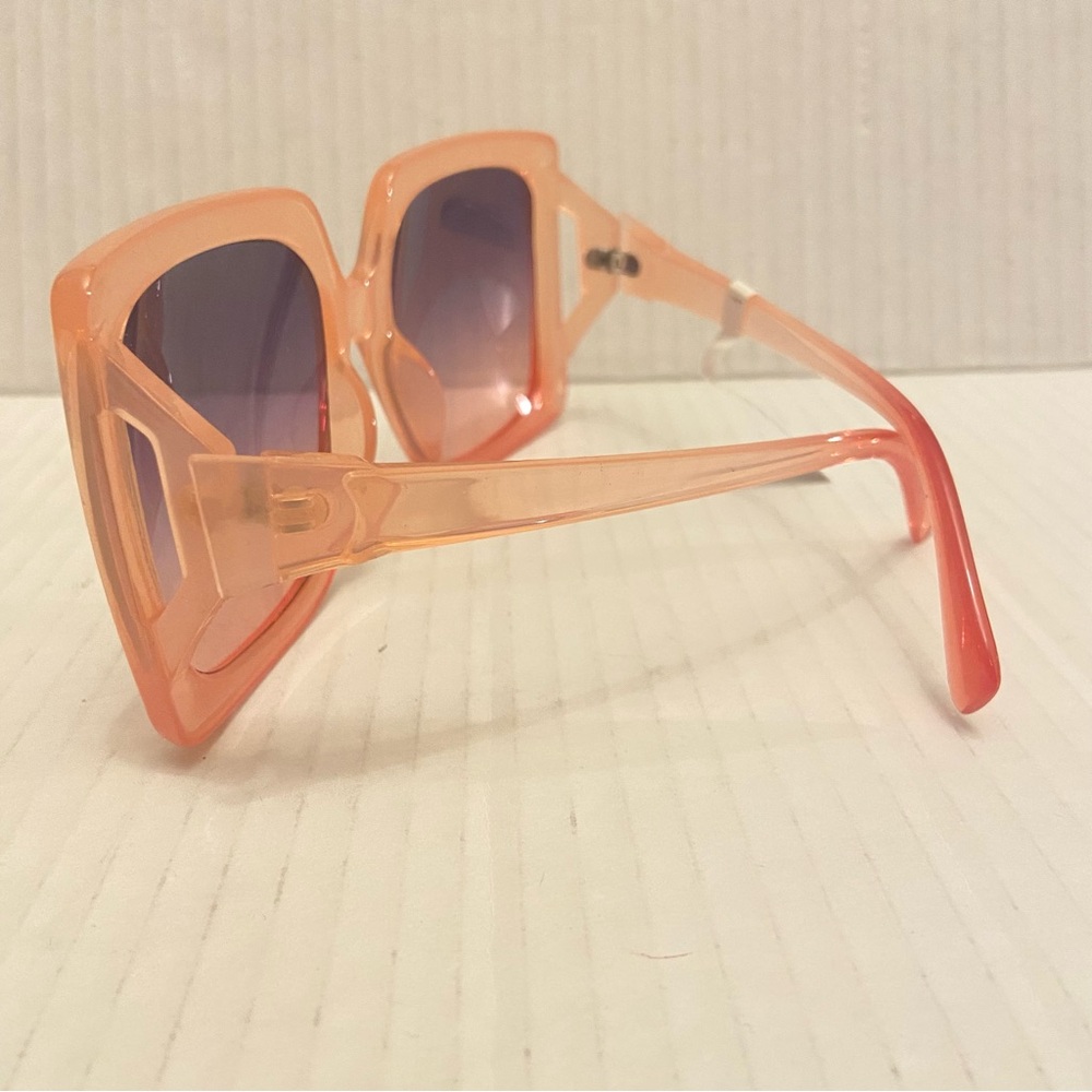 Trendy Blush Color Oversized Square Shaped Sunglasses with Blue Ombré Lens. - Picture 4 of 5